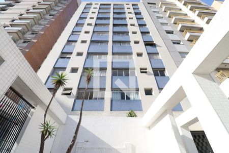 Apartamento à venda com 52m², 1 quarto e 1 vagaFachada