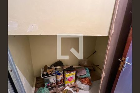 Casa à venda com 255m², 3 quartos e 5 vagas Casa à venda com 255m², 3 quartos e 5 vagasDespensa