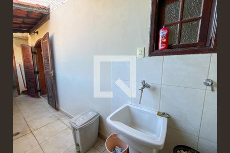 Casa à venda com 255m², 3 quartos e 5 vagas Casa à venda com 255m², 3 quartos e 5 vagasÁrea de Serviço 1