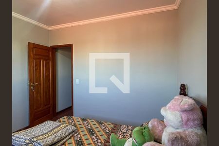 Casa à venda com 255m², 3 quartos e 5 vagas Casa à venda com 255m², 3 quartos e 5 vagasQuarto 2