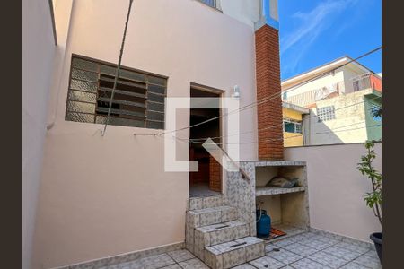 Casa à venda com 255m², 3 quartos e 5 vagas Casa à venda com 255m², 3 quartos e 5 vagasQuintal