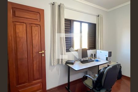 Casa à venda com 255m², 3 quartos e 5 vagas Casa à venda com 255m², 3 quartos e 5 vagasQuarto 1