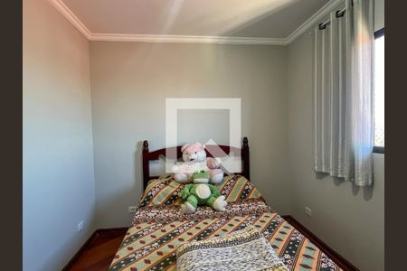 Casa à venda com 255m², 3 quartos e 5 vagas Casa à venda com 255m², 3 quartos e 5 vagasQuarto 2