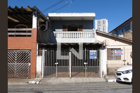 Casa à venda com 127m², 3 quartos e 2 vagasFachada