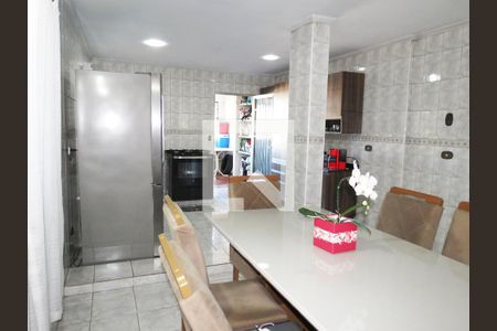 Casa à venda com 127m², 3 quartos e 2 vagasCozinha