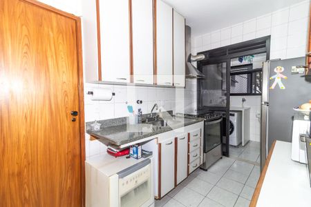 Apartamento à venda com 110m², 3 quartos e 2 vagas Apartamento à venda com 110m², 3 quartos e 2 vagasCozinha