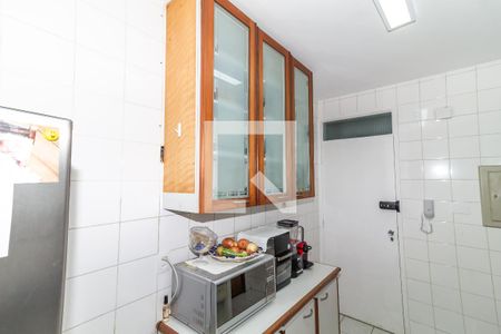 Apartamento à venda com 110m², 3 quartos e 2 vagas Apartamento à venda com 110m², 3 quartos e 2 vagasCozinha