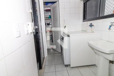 Apartamento à venda com 110m², 3 quartos e 2 vagas Apartamento à venda com 110m², 3 quartos e 2 vagasLavanderia