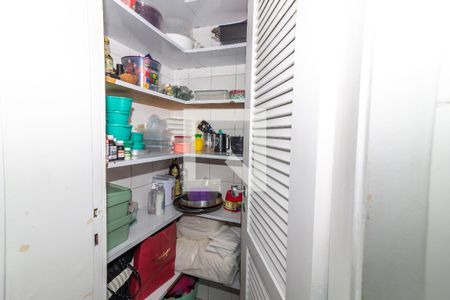 Apartamento à venda com 110m², 3 quartos e 2 vagas Apartamento à venda com 110m², 3 quartos e 2 vagasLavanderia