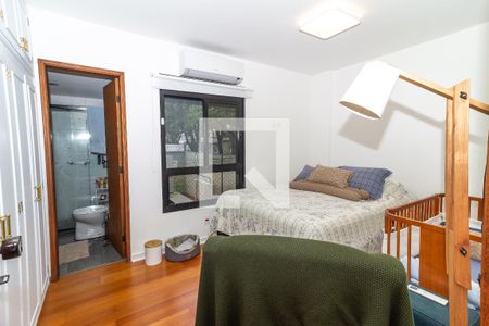 Apartamento à venda com 110m², 3 quartos e 2 vagas Apartamento à venda com 110m², 3 quartos e 2 vagasSuíte