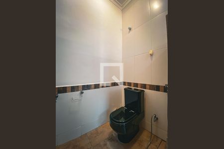 Casa à venda com 187m², 3 quartos e 2 vagasBanheiro de serviço 