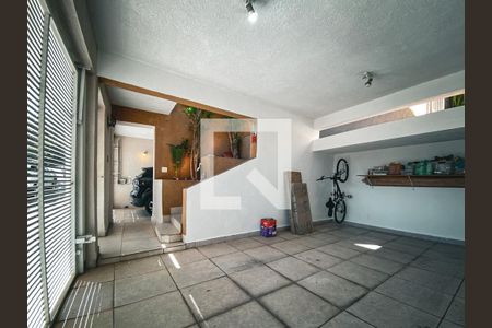 Casa à venda com 187m², 3 quartos e 2 vagasÁrea comum