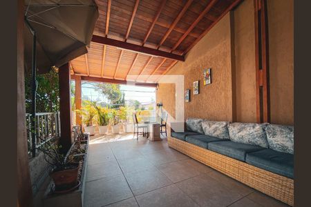 Casa à venda com 187m², 3 quartos e 2 vagasÁrea comum