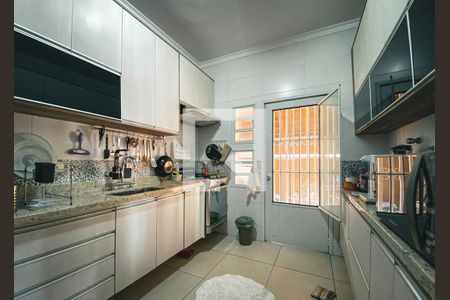 Casa à venda com 187m², 3 quartos e 2 vagasCozinha 