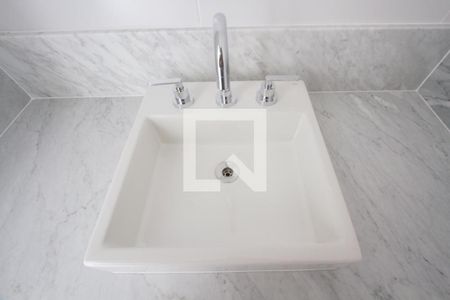 Apartamento à venda com 227m², 4 quartos e 4 vagasBanheiro Suíte 2