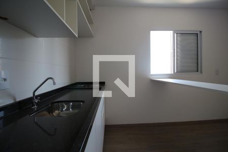 Sala/Cozinha de apartamento para alugar com 1 quarto, 54m² em Vila Independencia, São Paulo