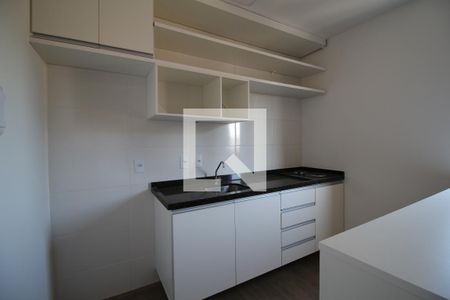 Sala/Cozinha de apartamento para alugar com 1 quarto, 54m² em Vila Independencia, São Paulo