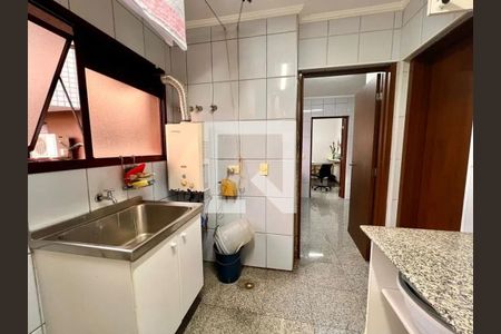 Apartamento à venda com 284m², 4 quartos e 5 vagas
