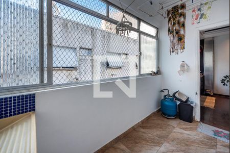 Apartamento para alugar com 190m², 3 quartos e 2 vagas Apartamento para alugar com 190m², 3 quartos e 2 vagasÁrea de serviço