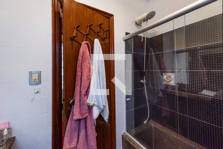 Apartamento para alugar com 190m², 3 quartos e 2 vagas Apartamento para alugar com 190m², 3 quartos e 2 vagasBanheiro suíte 2