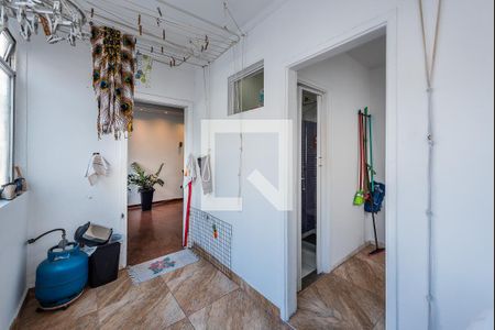 Apartamento para alugar com 190m², 3 quartos e 2 vagas Apartamento para alugar com 190m², 3 quartos e 2 vagasÁrea de serviço