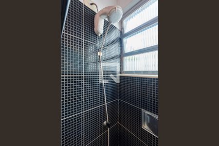 Apartamento para alugar com 190m², 3 quartos e 2 vagas Apartamento para alugar com 190m², 3 quartos e 2 vagasChuveiro