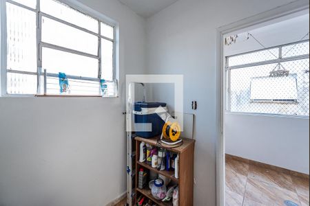 Apartamento para alugar com 190m², 3 quartos e 2 vagas Apartamento para alugar com 190m², 3 quartos e 2 vagasQuarto de serviço