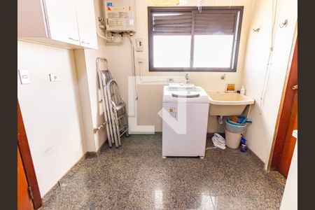 Apartamento à venda com 198m², 4 quartos e 4 vagasÁrea de Serviço