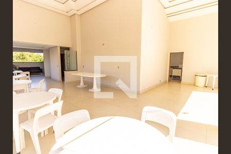Apartamento à venda com 198m², 4 quartos e 4 vagasÁrea comum - Salão de festas