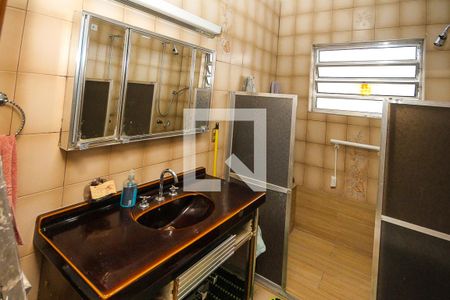 Casa à venda com 211m², 3 quartos e 4 vagasBanheiro 