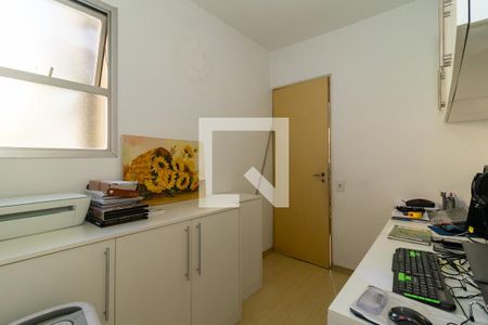 Apartamento à venda com 92m², 4 quartos e 1 vaga Apartamento à venda com 92m², 4 quartos e 1 vagaEscritório