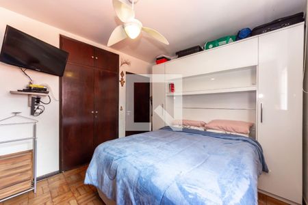 Casa à venda com 225m², 4 quartos e 2 vagas Casa à venda com 225m², 4 quartos e 2 vagasQuarto 1