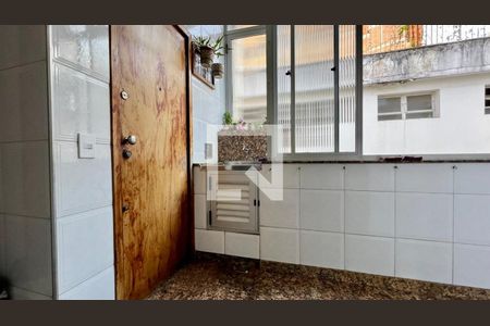 Apartamento à venda com 120m², 4 quartos e 1 vaga Apartamento à venda com 120m², 4 quartos e 1 vagaÁrea de Serviço