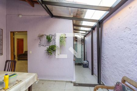 Casa à venda com 240m², 3 quartos e 4 vagasQuintal