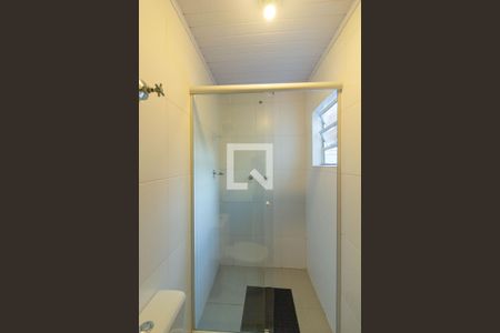 Casa à venda com 240m², 3 quartos e 4 vagasBanheiro da Suíte 2