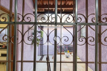 Casa à venda com 240m², 3 quartos e 4 vagasVista da Suíte 1