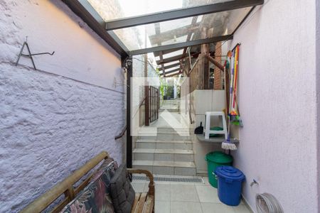 Casa à venda com 240m², 3 quartos e 4 vagasQuintal