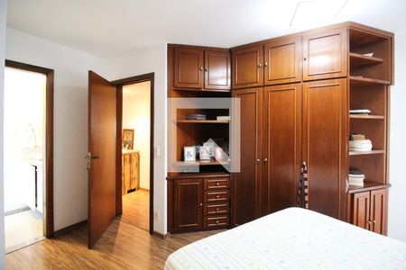 Apartamento à venda com 149m², 4 quartos e 2 vagasSuíte