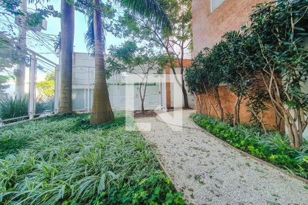 Apartamento à venda com 151m², 3 quartos e 3 vagas Apartamento à venda com 151m², 3 quartos e 3 vagasjardim