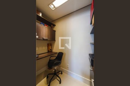 Apartamento à venda com 151m², 3 quartos e 3 vagas Apartamento à venda com 151m², 3 quartos e 3 vagasoffice