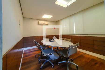 Apartamento à venda com 151m², 3 quartos e 3 vagas Apartamento à venda com 151m², 3 quartos e 3 vagasoffice