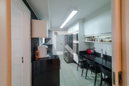 Apartamento à venda com 151m², 3 quartos e 3 vagas Apartamento à venda com 151m², 3 quartos e 3 vagascozinha