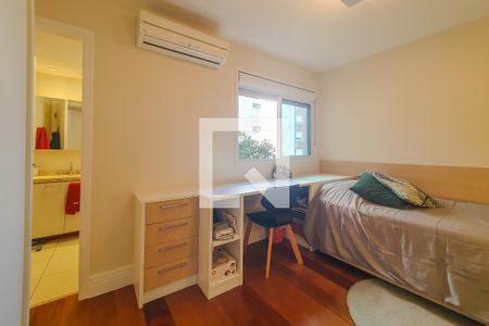 Apartamento à venda com 151m², 3 quartos e 3 vagas Apartamento à venda com 151m², 3 quartos e 3 vagasquarto 1 suite 1