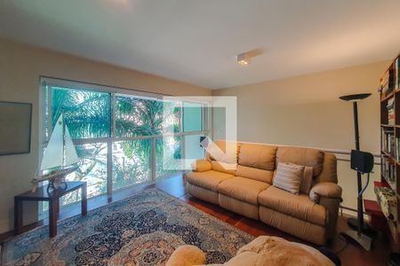 Apartamento à venda com 151m², 3 quartos e 3 vagas Apartamento à venda com 151m², 3 quartos e 3 vagassala tv