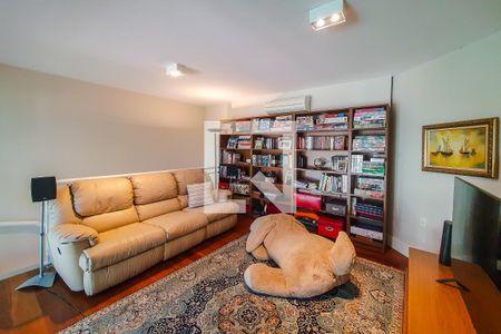 Apartamento à venda com 151m², 3 quartos e 3 vagas Apartamento à venda com 151m², 3 quartos e 3 vagassala tv