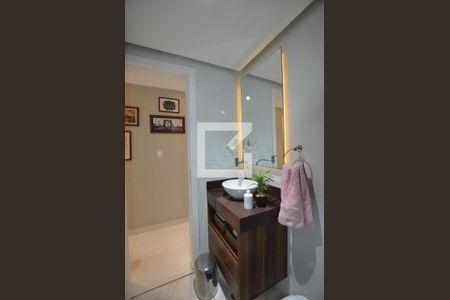 Apartamento à venda com 114m², 4 quartos e 2 vagasBanheiro Social