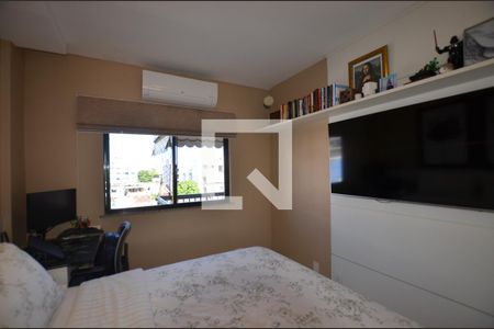 Apartamento à venda com 114m², 4 quartos e 2 vagasQuarto 1 Suite
