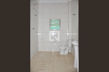 Casa à venda com 212m², 3 quartos e 1 vaga Casa à venda com 212m², 3 quartos e 1 vagaCasa 01 - Banheiro