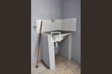 Casa à venda com 212m², 3 quartos e 1 vaga Casa à venda com 212m², 3 quartos e 1 vagaCasa 03 - Quintal e Área de Serviço