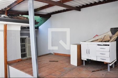 Casa à venda com 212m², 3 quartos e 1 vaga Casa à venda com 212m², 3 quartos e 1 vagaGaragem